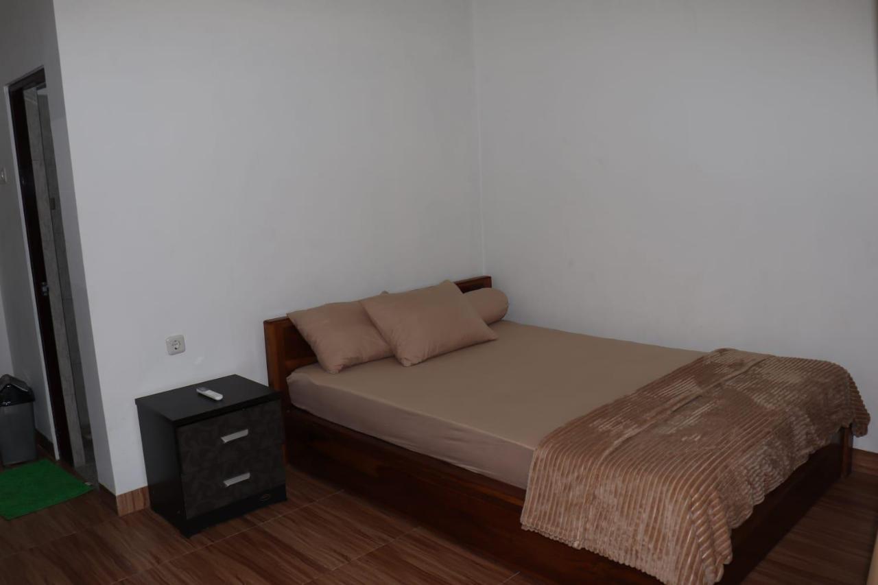Room 212 Kuta  Kültér fotó